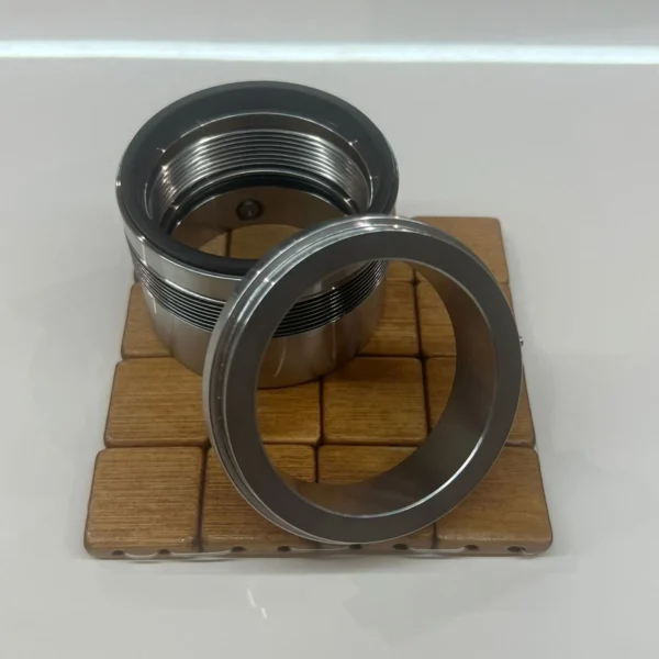 Compresor de tornillo Mycom 160 Steal Bellow